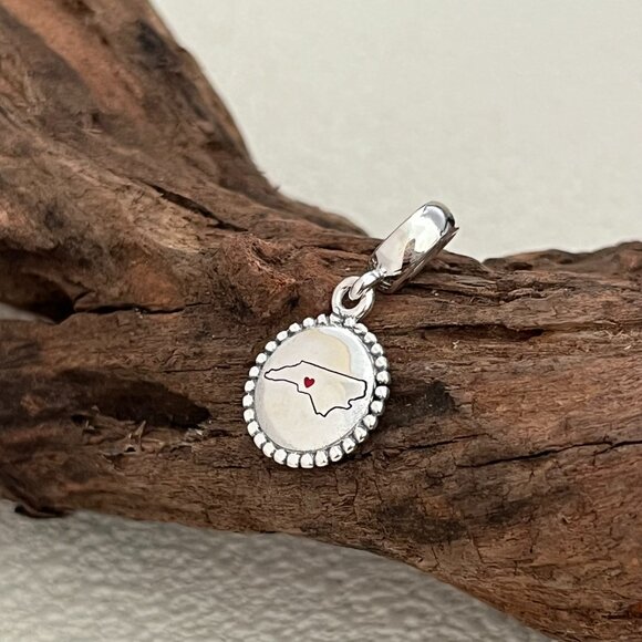 Pandora North Carolina Map Exclusive S925 Silver Dangle Charm - Picture 2 of 5